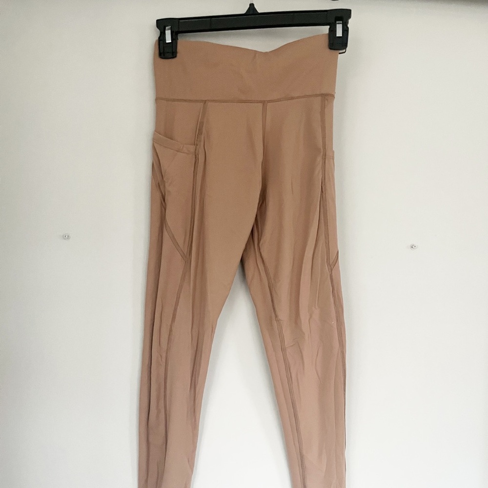 AéRopostale tan leggings size small